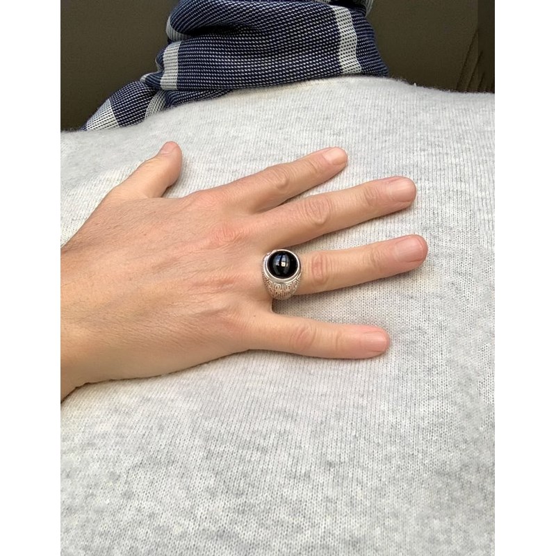 Bague en Argent Vieilli avec Onyx Noir - Cadeau Masculin Par Excellence | Aden