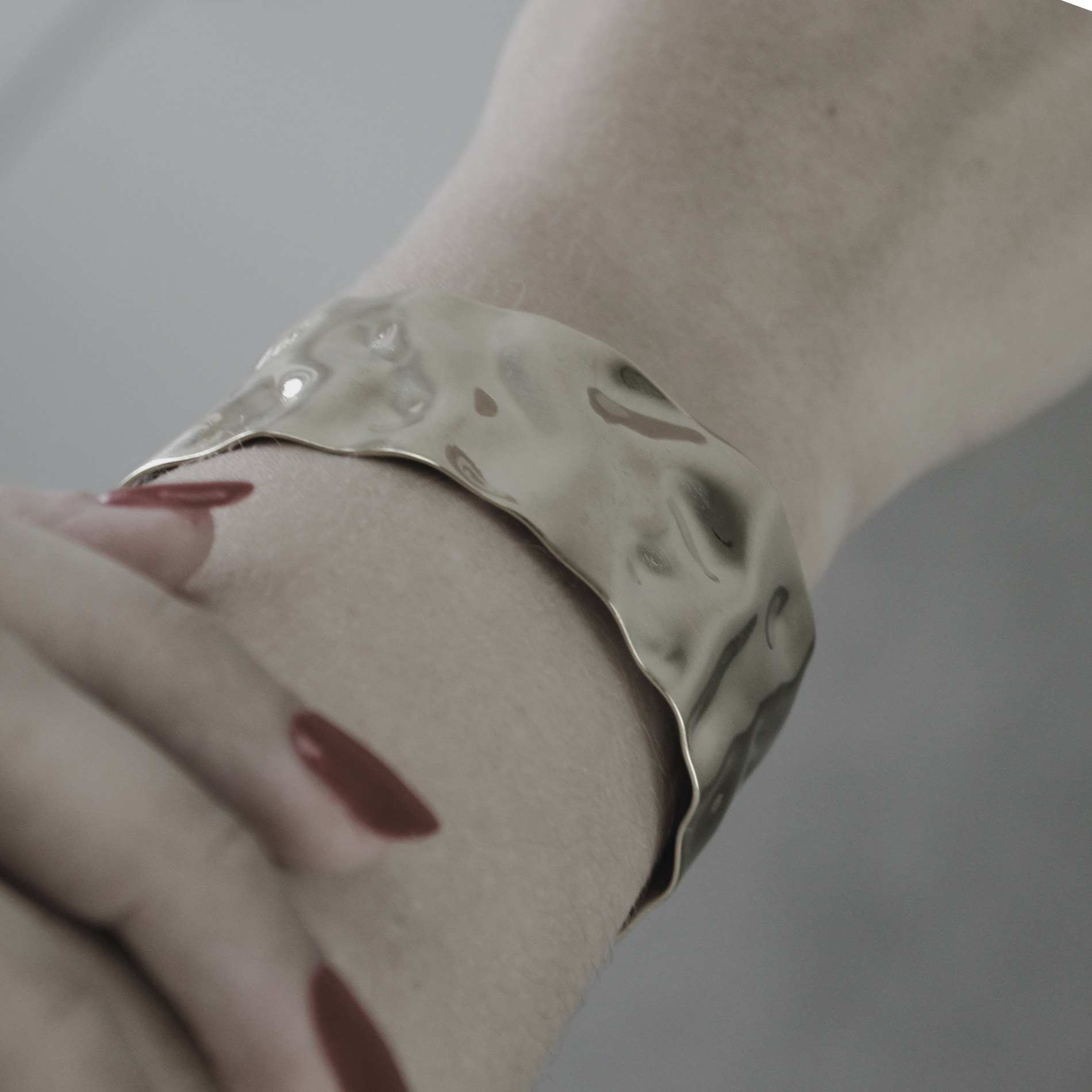 Dansk Copenhagen  Organic Statement Cuff armring, vandfast - forgyldt
