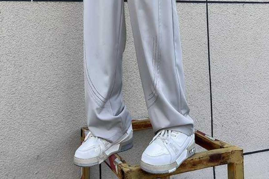 Fushet - Effen joggingbroek met elastische taille en rechte pijpen