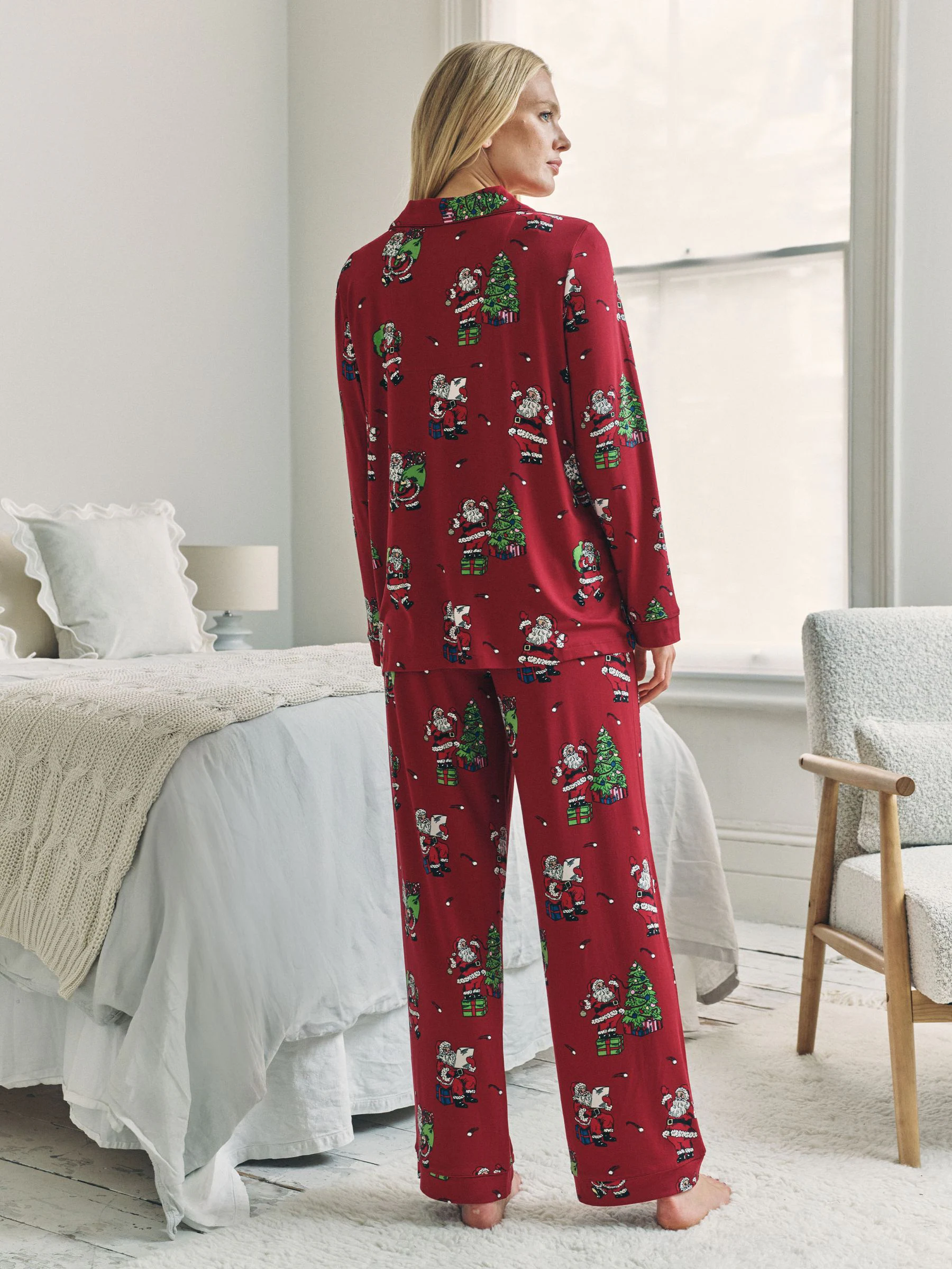 Chelsea Peers lange kerstpyjama met kerstman, sneeuwbalprint