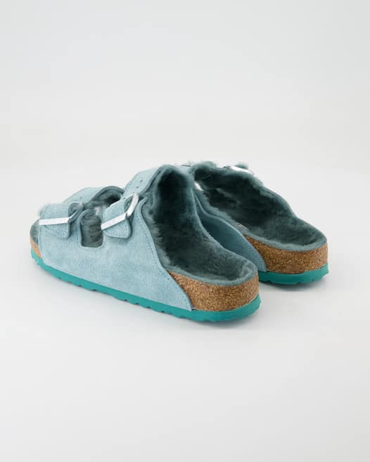 Birkenstock Arizona Shearling Pantoletten in Grün