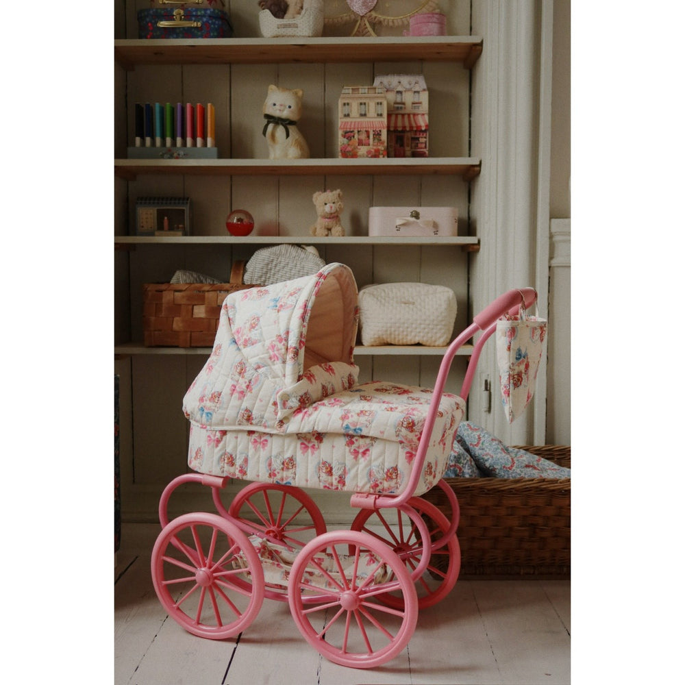 Køb Konges Sløjd Twinkle Sprinkle Minnie Twinkle Dukke Klapvogn