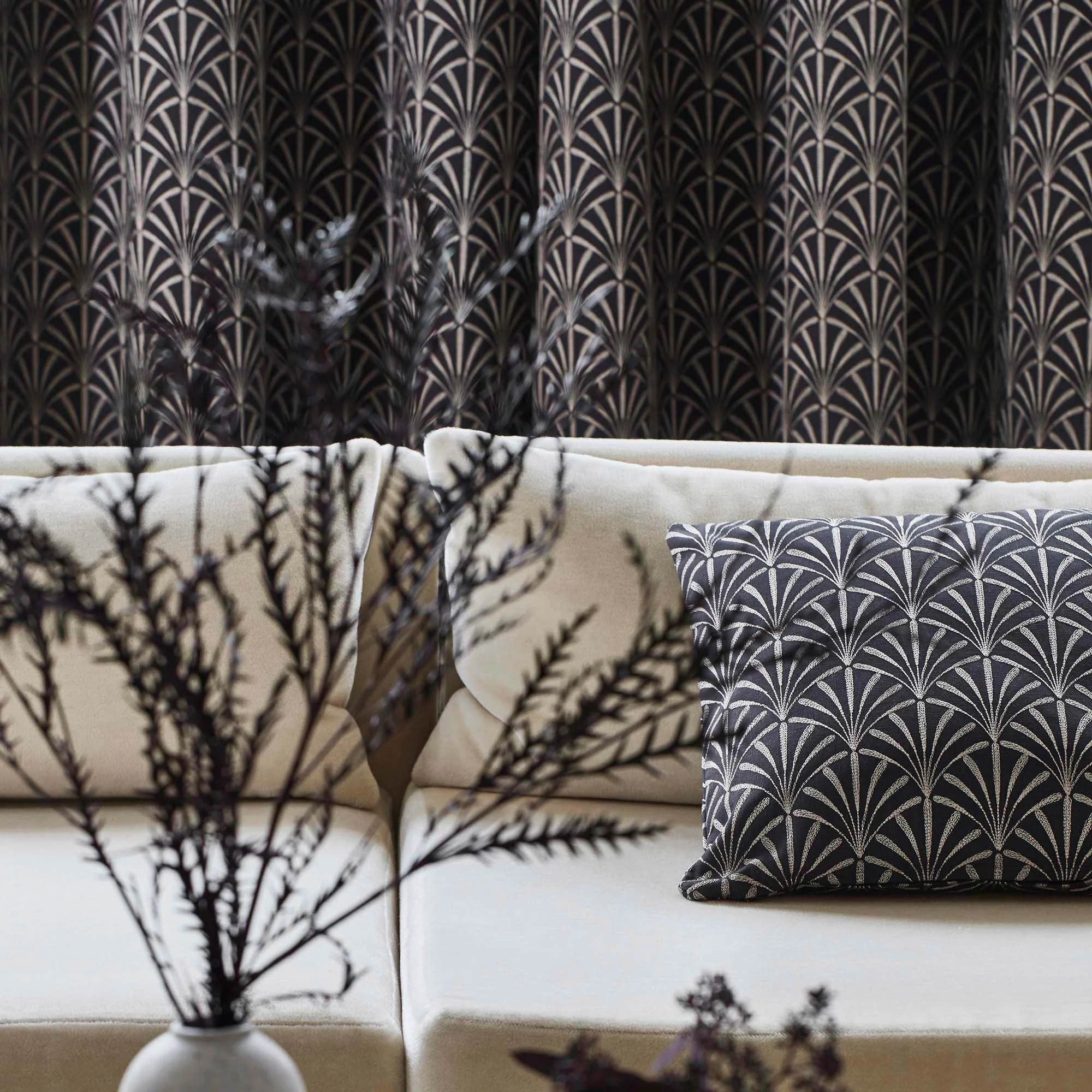 ARDECO - Rideau à oeillets noirs doublé | Noir
