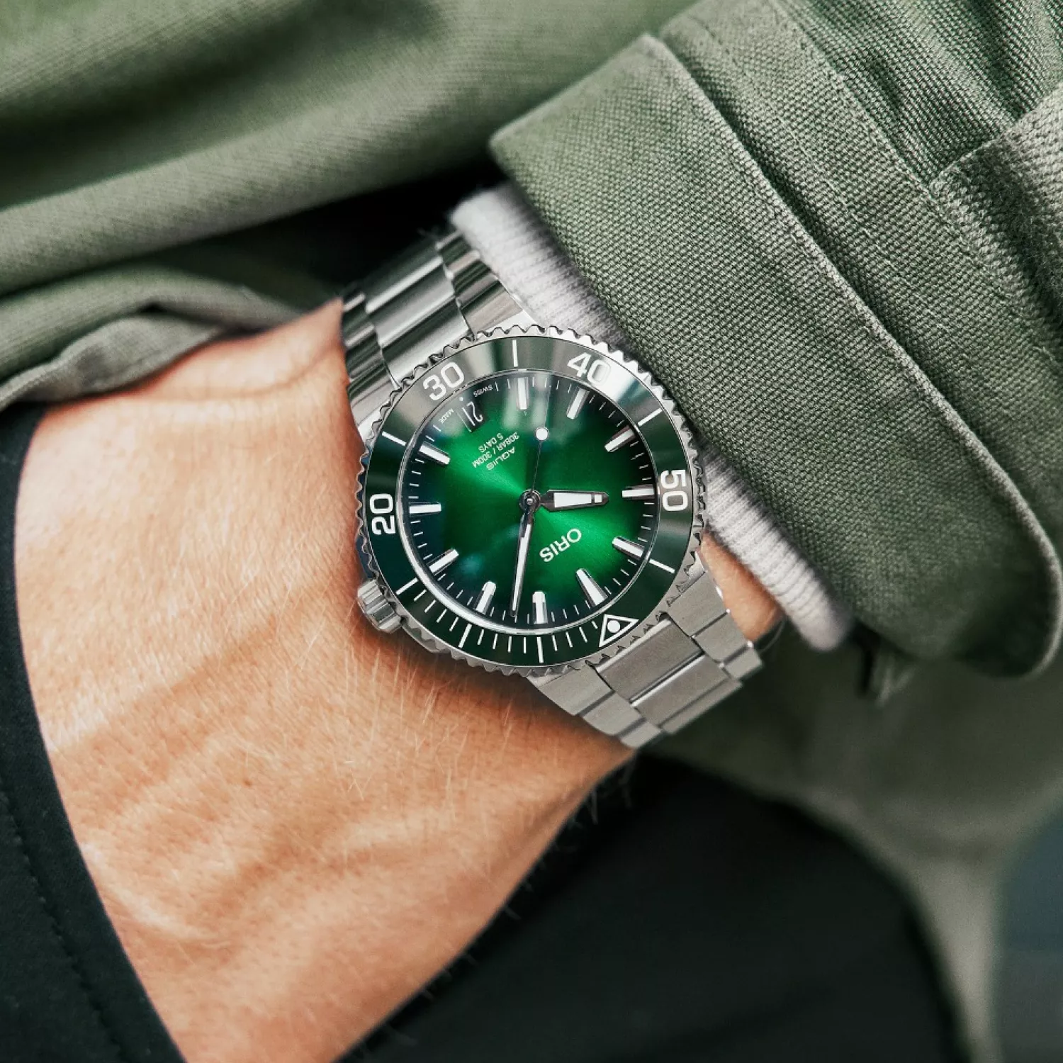 ORIS Aquis Date Cal. 400 41,5mm 01-400-7769-4157-07-8-22-09PEB