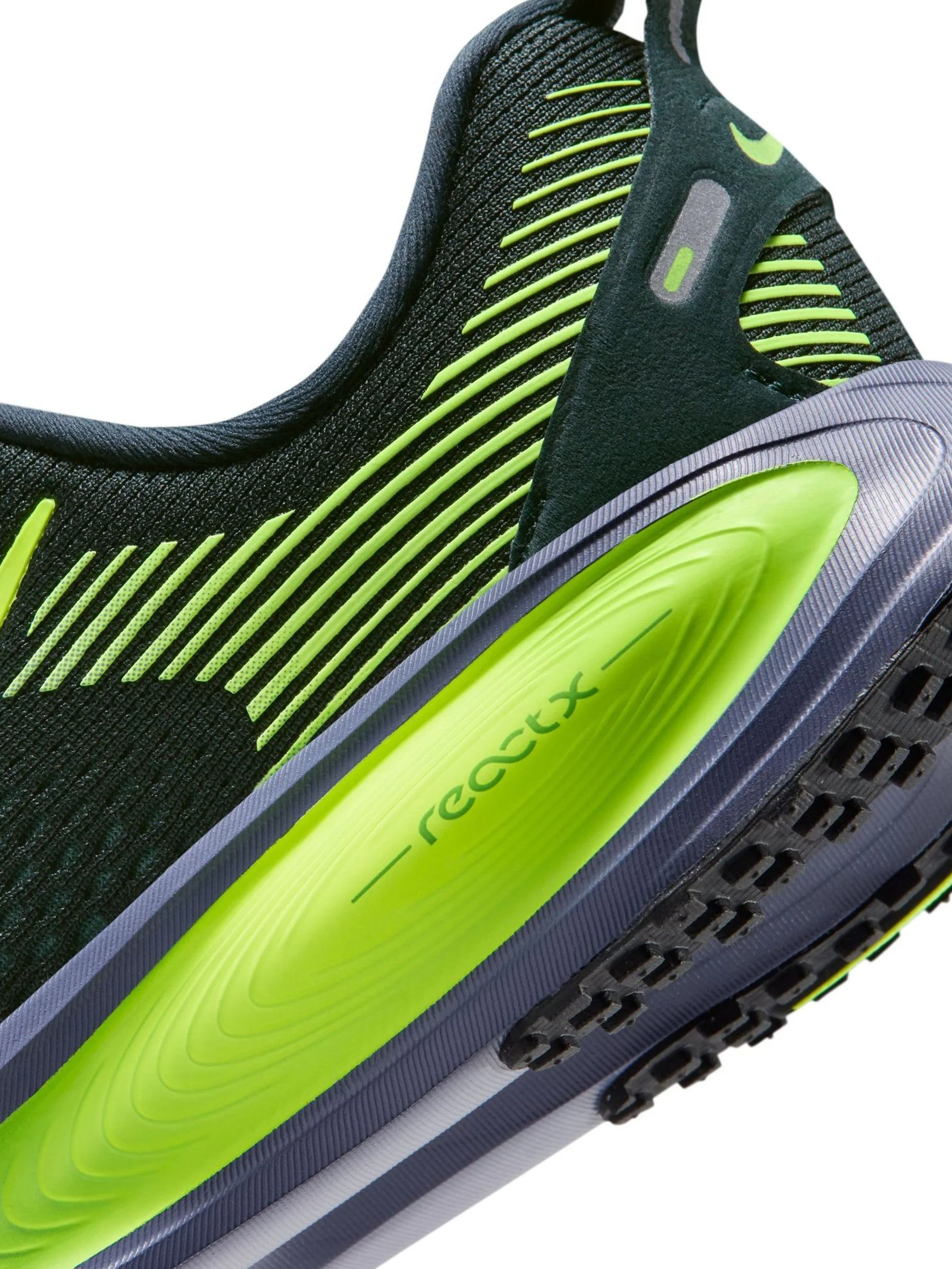 Seaweed Green and Volt - Nike Vomero 18 Road hardloopschoenen