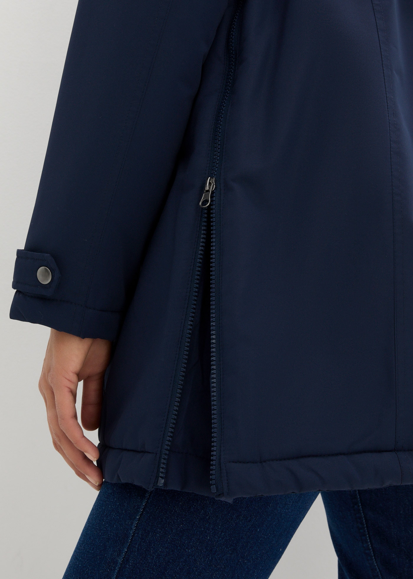 bonprix Umstandsjacke mit Kapuze mit elastischem Gummizug, seitlicher Erweiterung durch Reissverschlüsse
