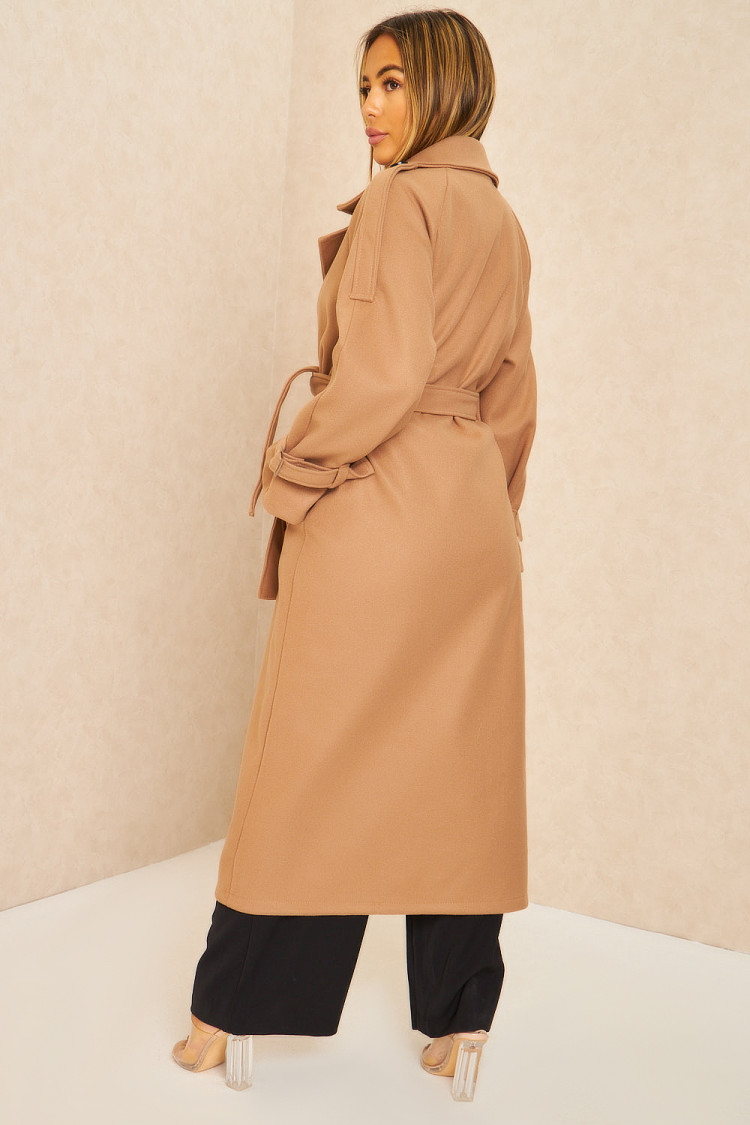 Manteau long duveteux style trench beige foncé
