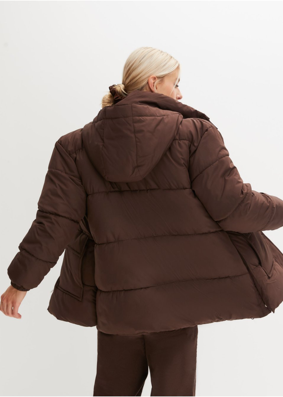 Veste matelassée rembourrée en polyester recyclé avec capuche amovible