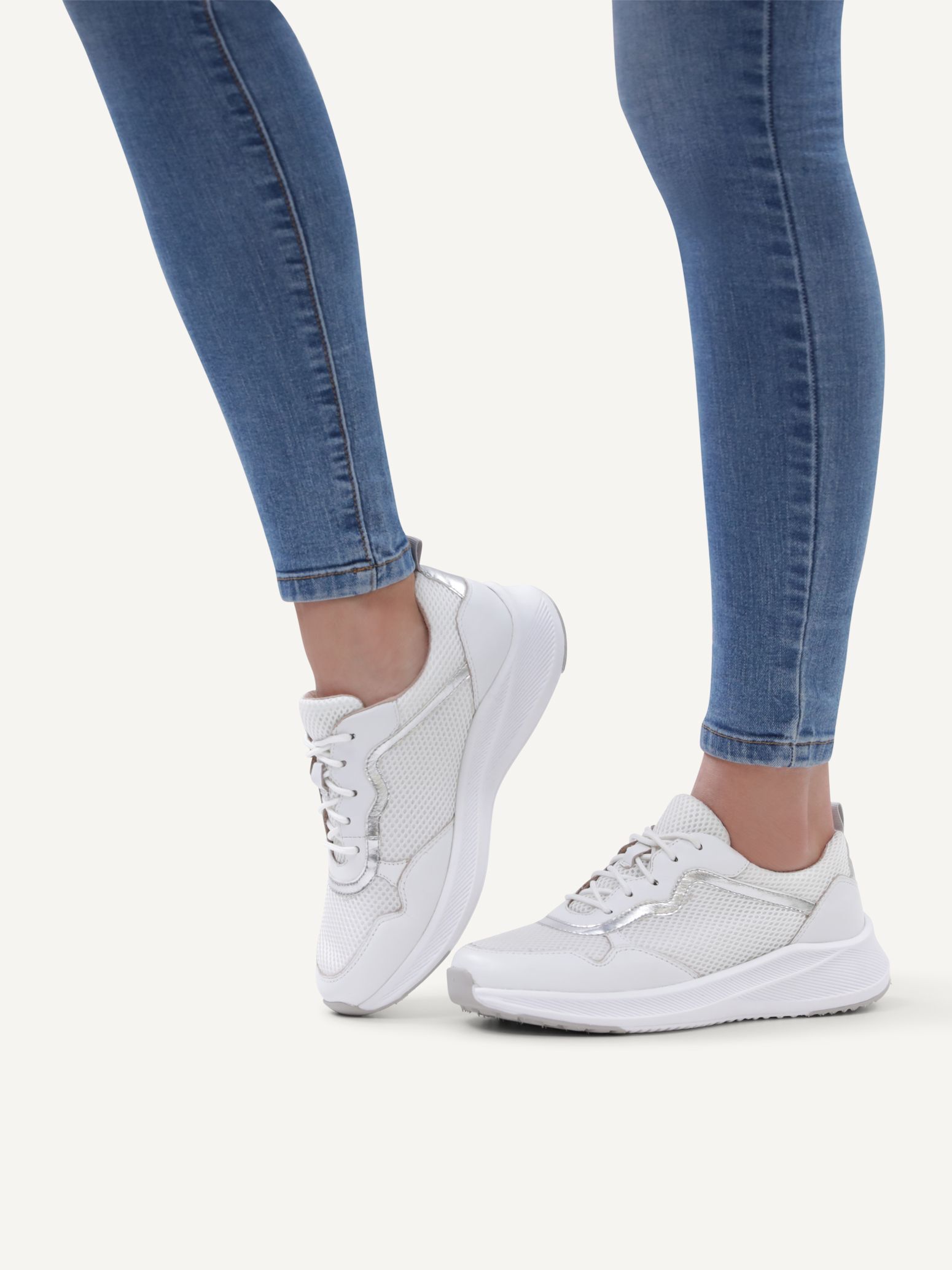 Sneaker