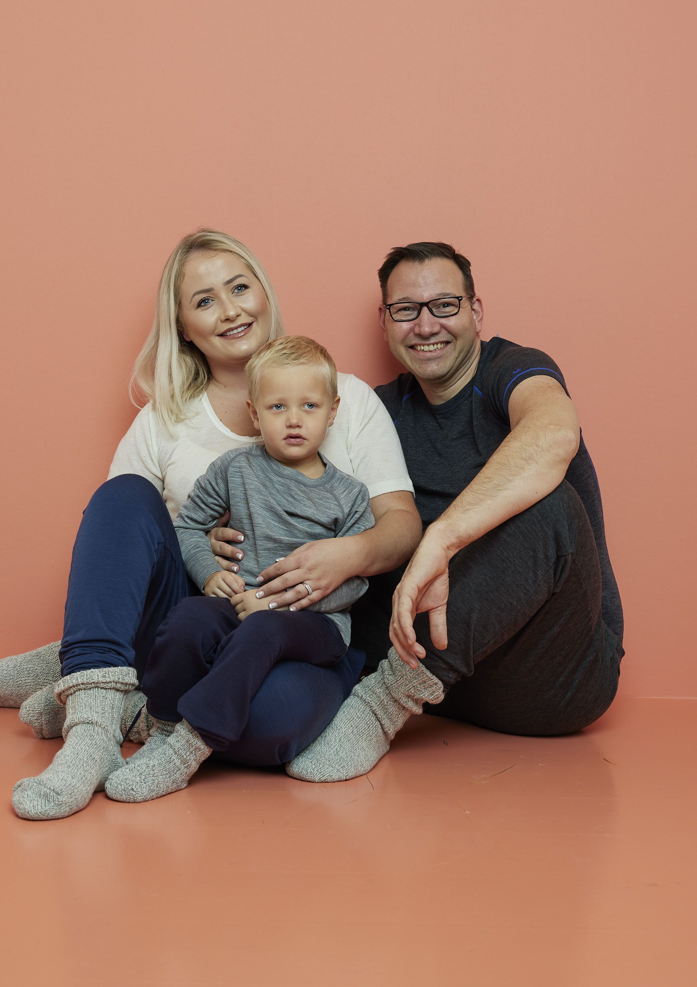 Flora T-skjorte i merinoull med blondekant
