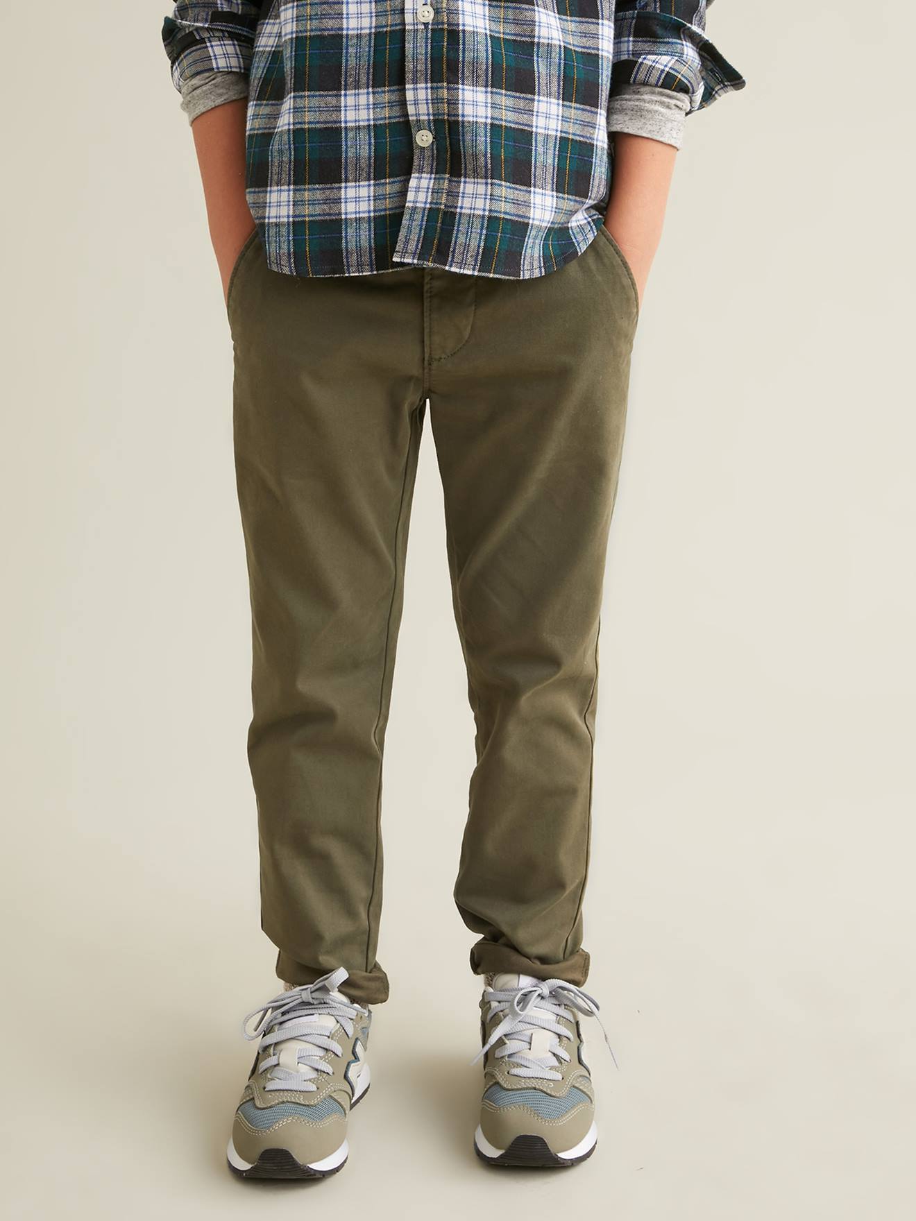Calças estilo chino para meninos