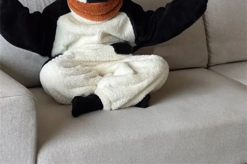 GOUB - Lange mouwen pinguïn fleece pyjama top / rechte broek / pyjamajurk / set