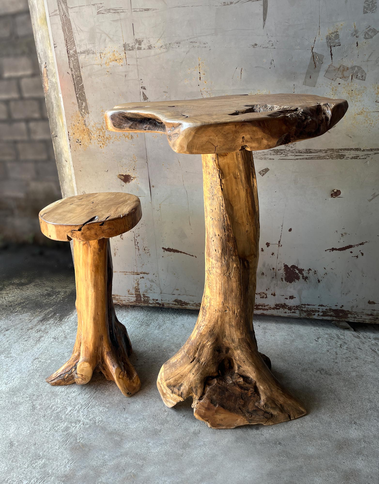Wurzelholz-Barhocker 'Primitive', Teak natur, H 75 cm, Ø 45 cm von fischer's lagerhaus