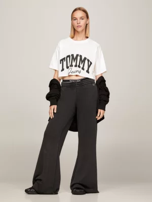 Camiseta Varsity Cropped com Logo