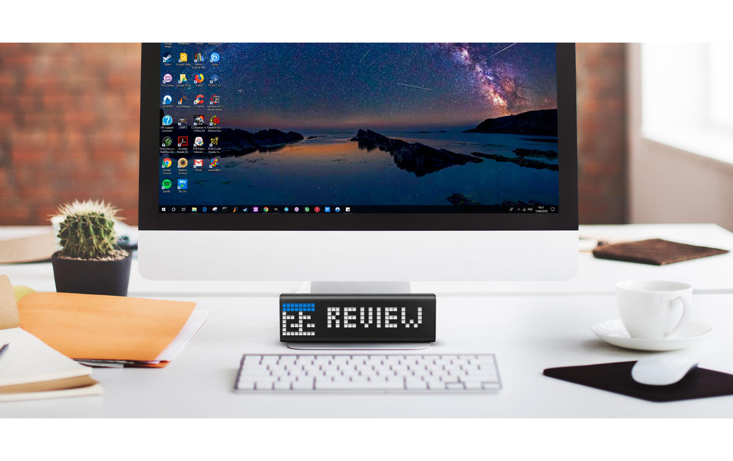Smart-Display LaMetric Time<br>LaMetric TIME Tischuhr für Smart Home
