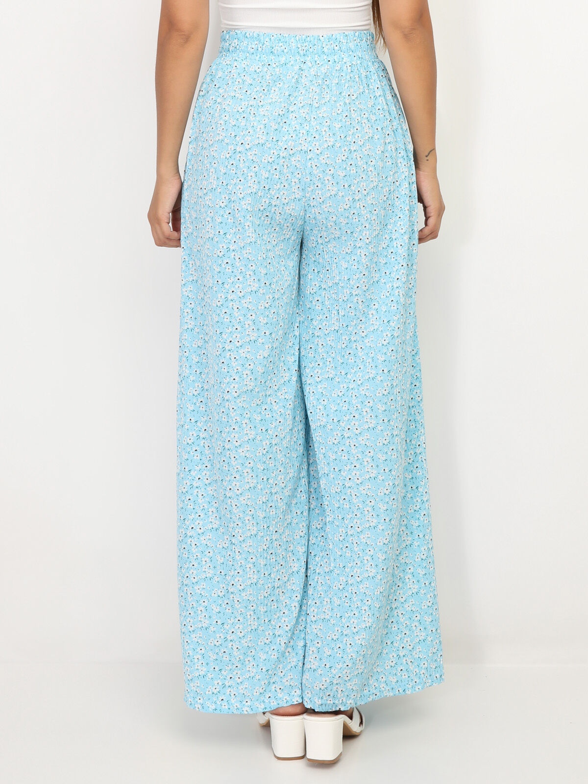 Pantalon plissé à motif floral- Bleu clair