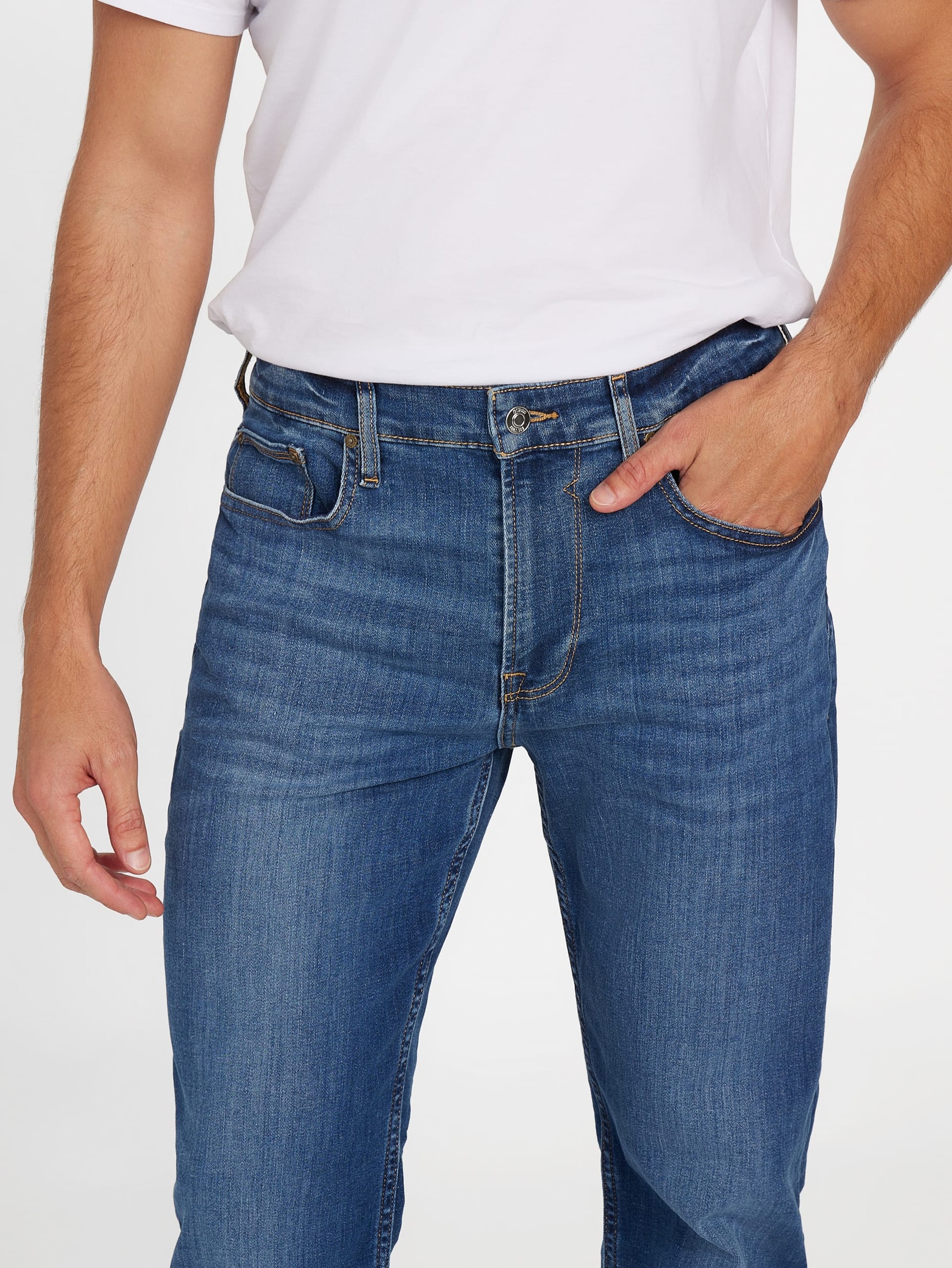 Calça jeans reta Eco Mason de corte regular