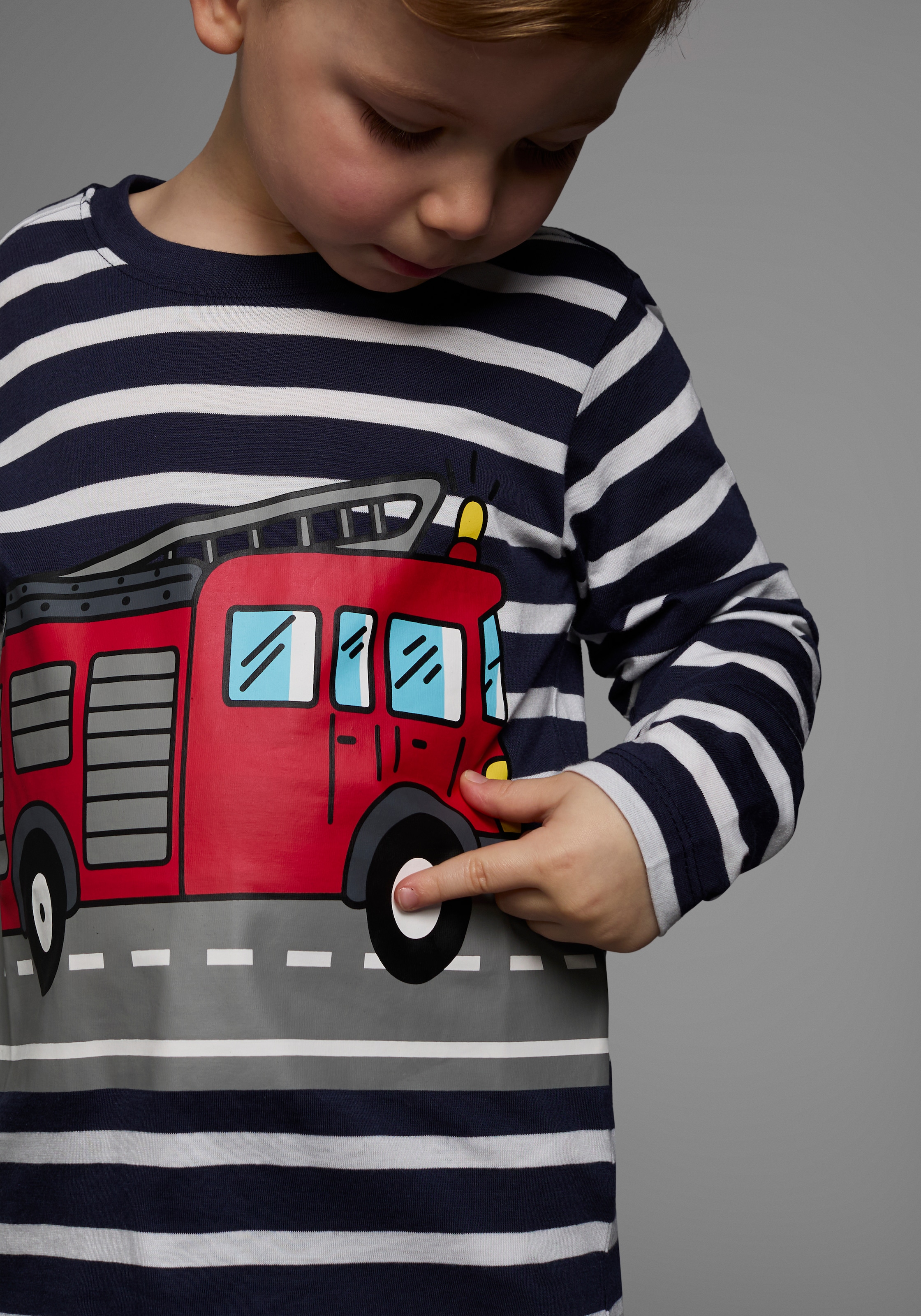 KIDSWORLD Langarmshirt »TATÜ TATA die Feuerwehr ist da«, langärmlig,  Basic-Passform,  gestreift und bedruckt