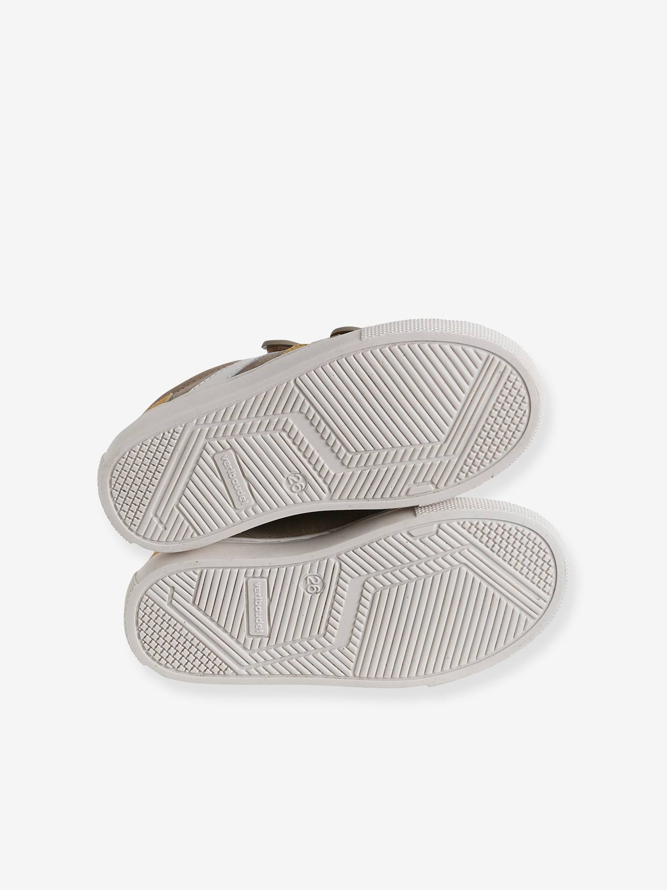 Tênis de couro com fecho de velcro para meninos, modelo especial bege com inspiração na independência.