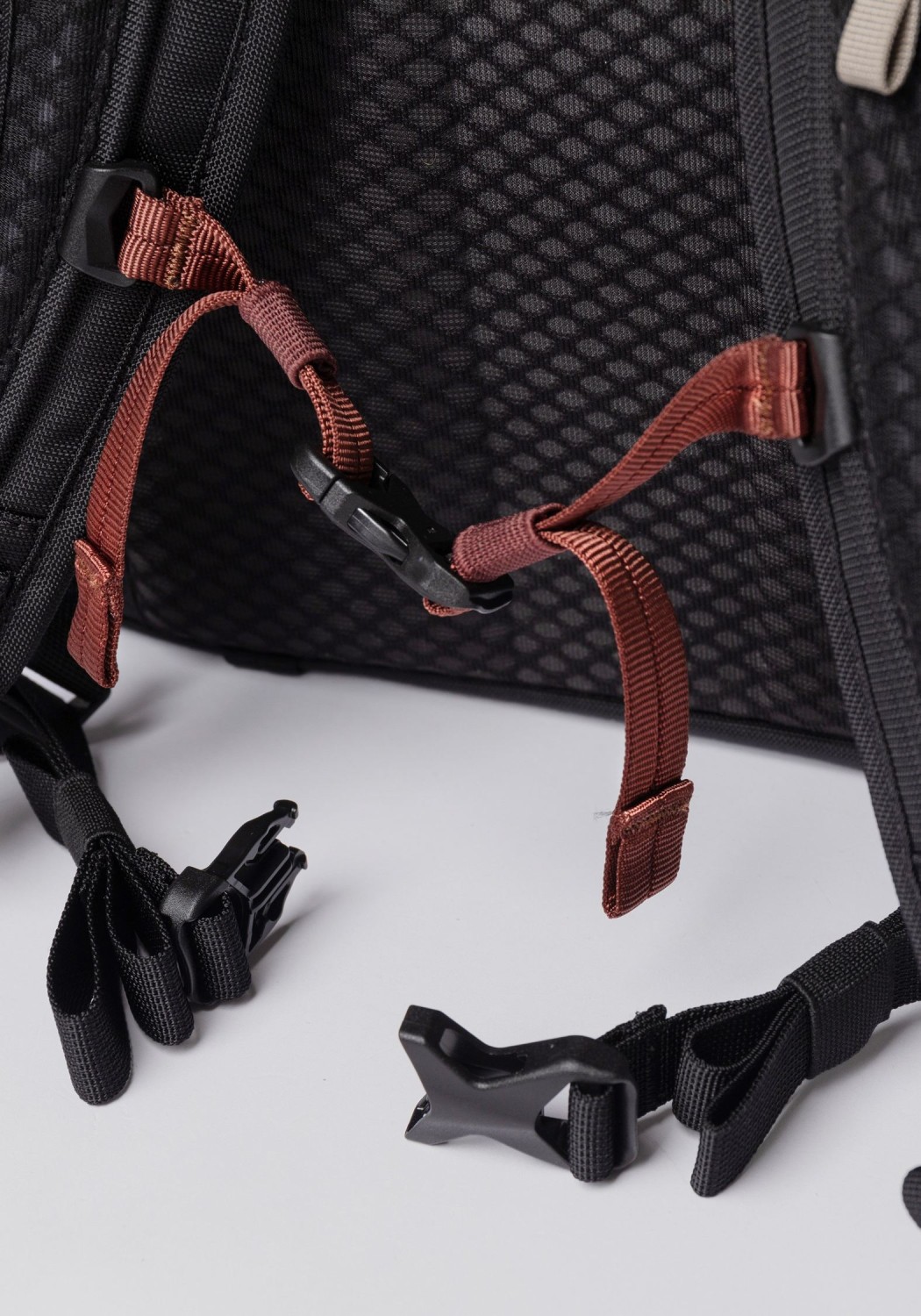 Sandqvist Rucksack Ridge Hike Black