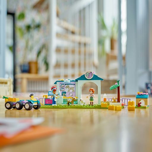 LEGO Friends Dyrlægeklinik For Bondegårdsdyr - 42632