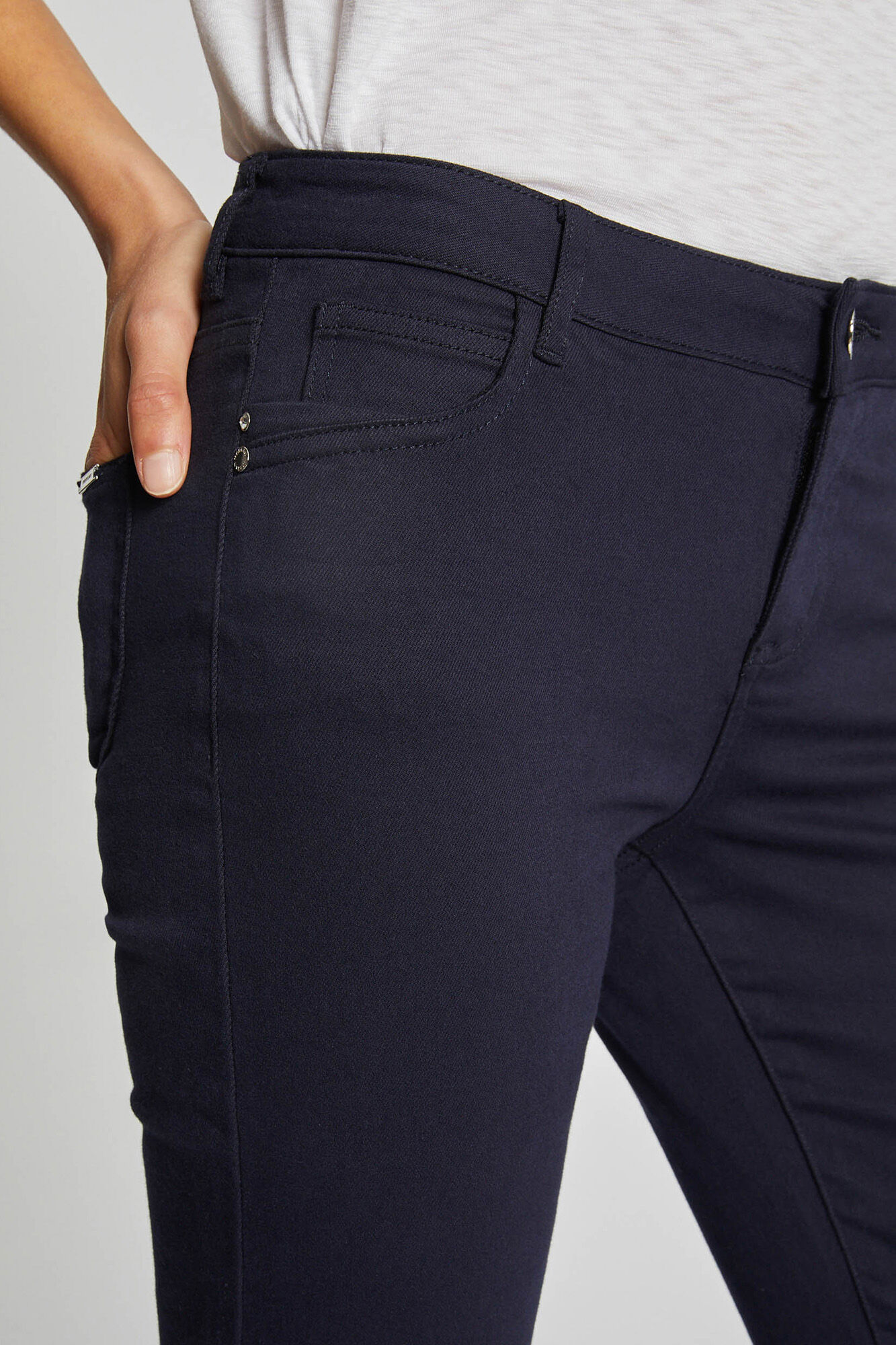 Calça skinny de cintura baixa - Azul marinho