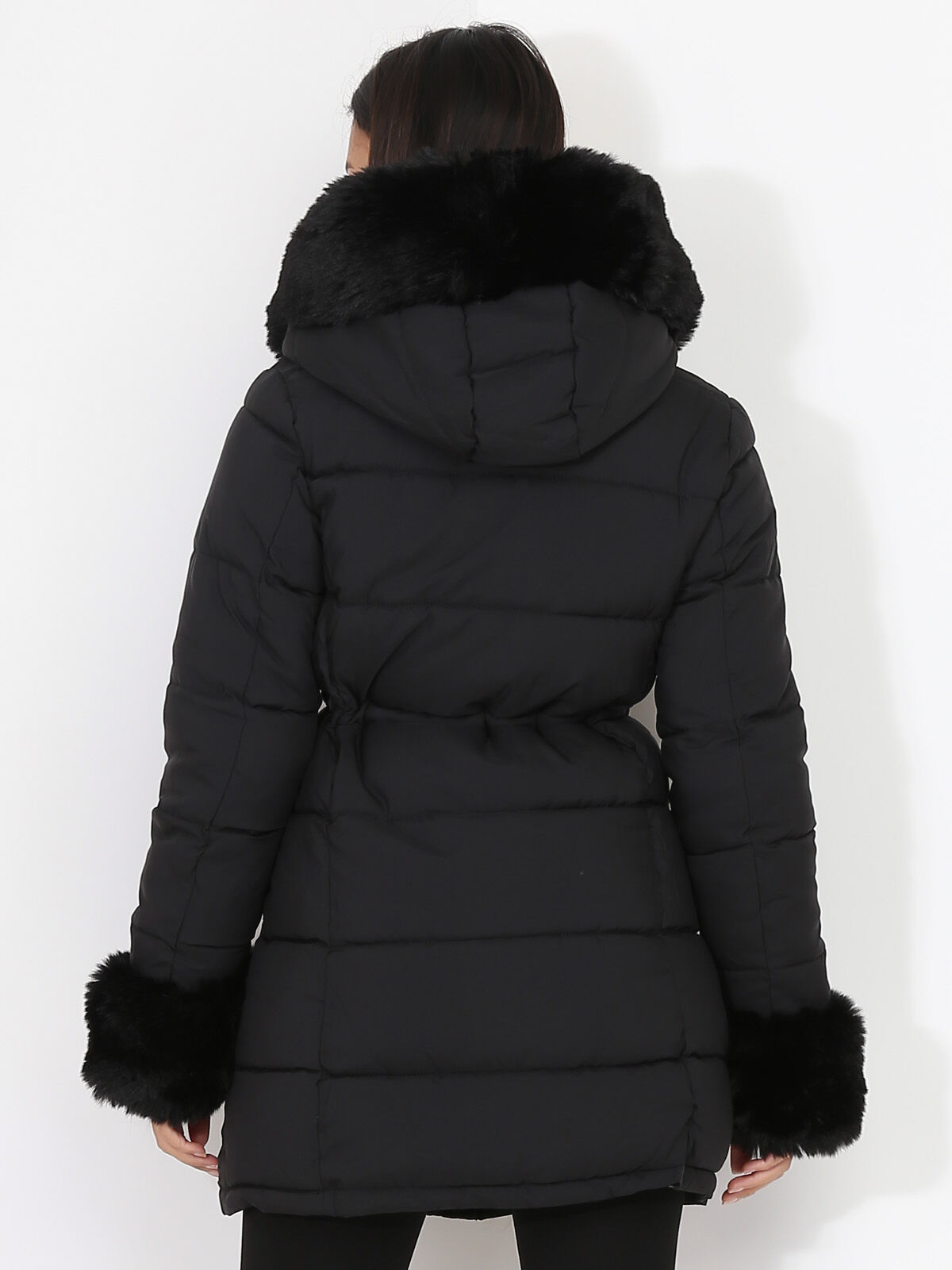 Manteau matelassé à détails fausse fourrure- Noir