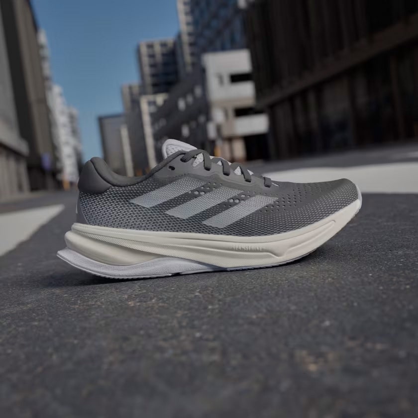 adidas  Supernova Solution Dames