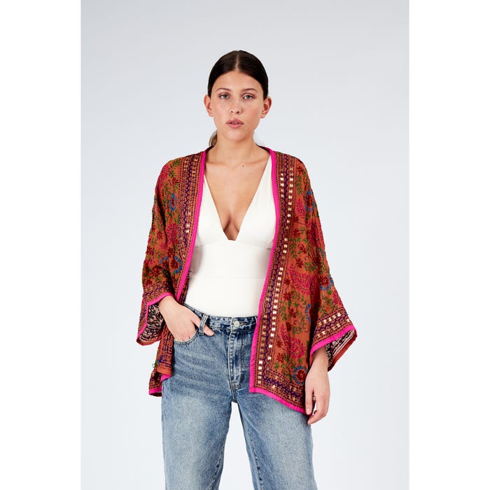 Veritas-Korte kimono hand geborduurd