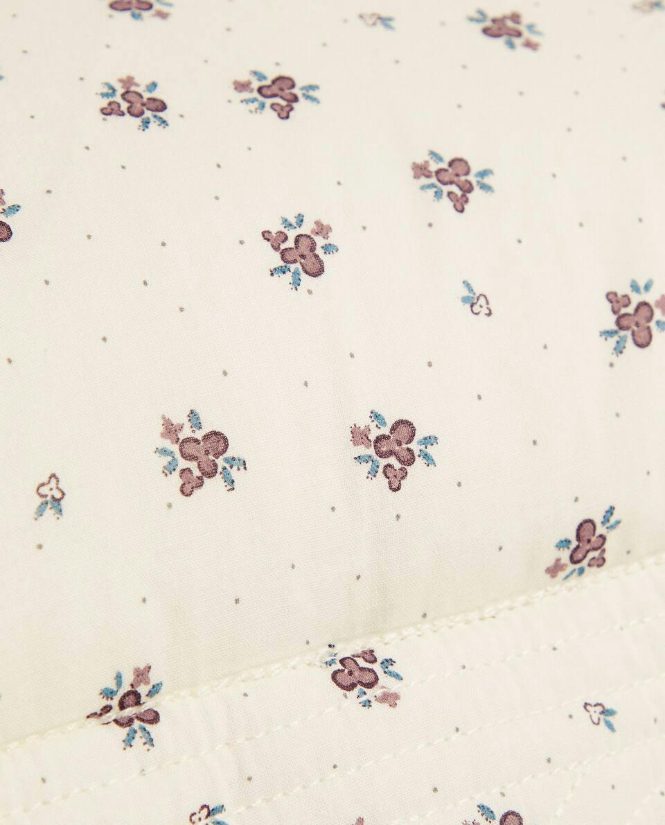 CAPA DE ALMOFADA INFANTIL COM ESTAMPA FLORAL