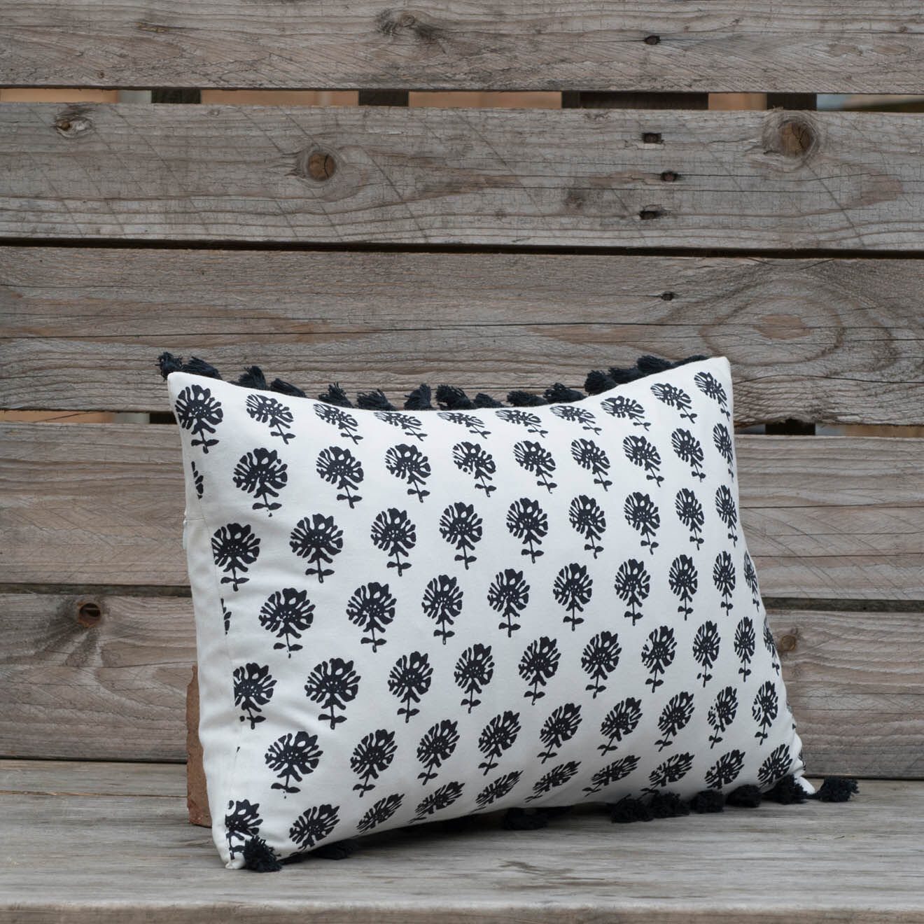 Febronie Housse de coussin Poesy noire - 50x30 cm