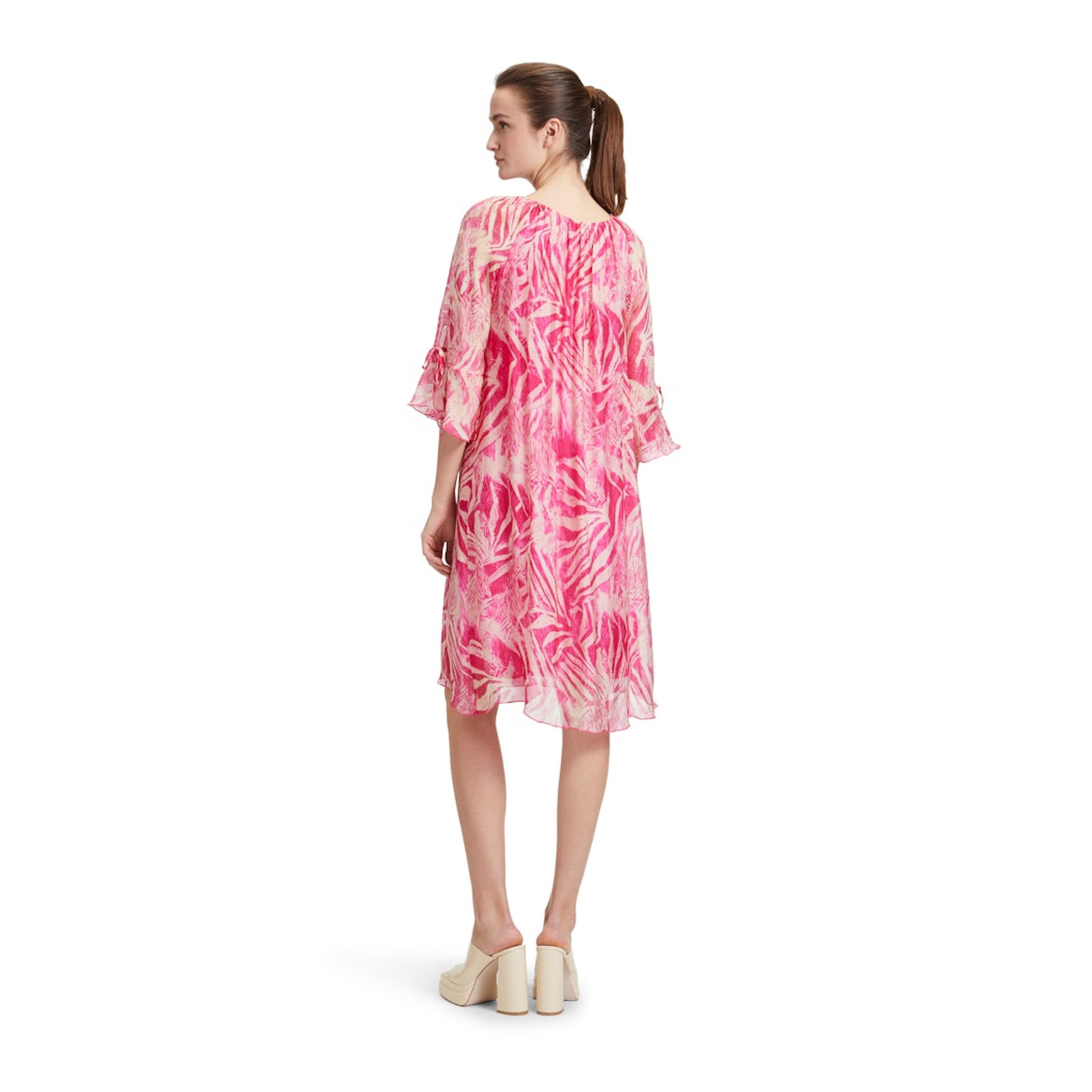 Cartoon Kleid Kurz 3/4 Arm