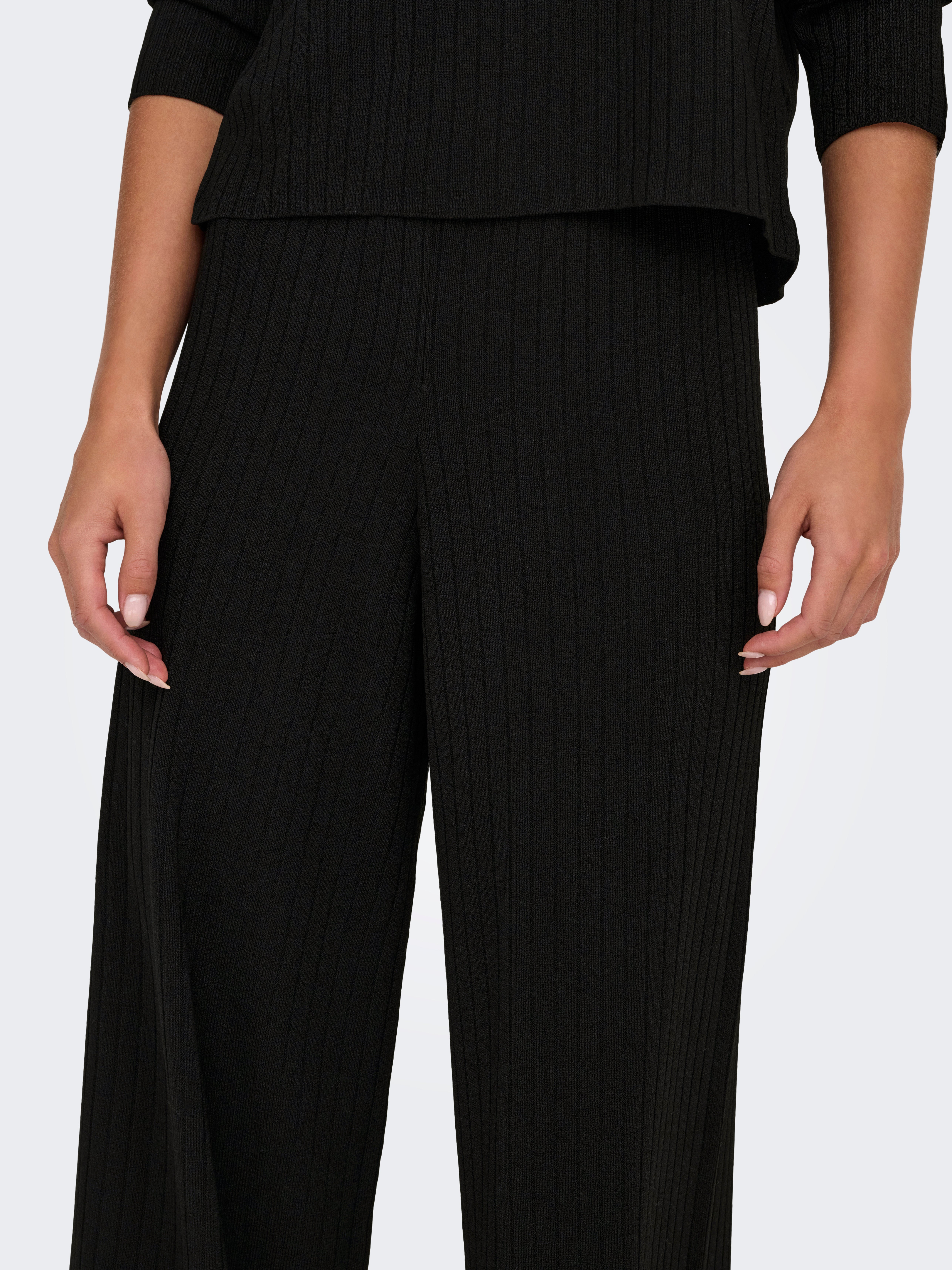 ONLTHELMA Mittlere Taille Weiter Beinschnitt Gestrickte Hose Black