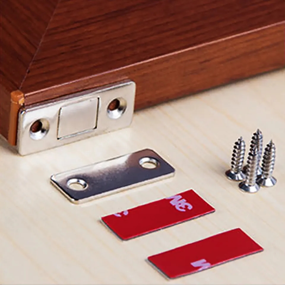 (4er Set) Magnet Türverschluss Selbstklebende Schiebetür Schnapper für Türen / Schubladen / Schränke