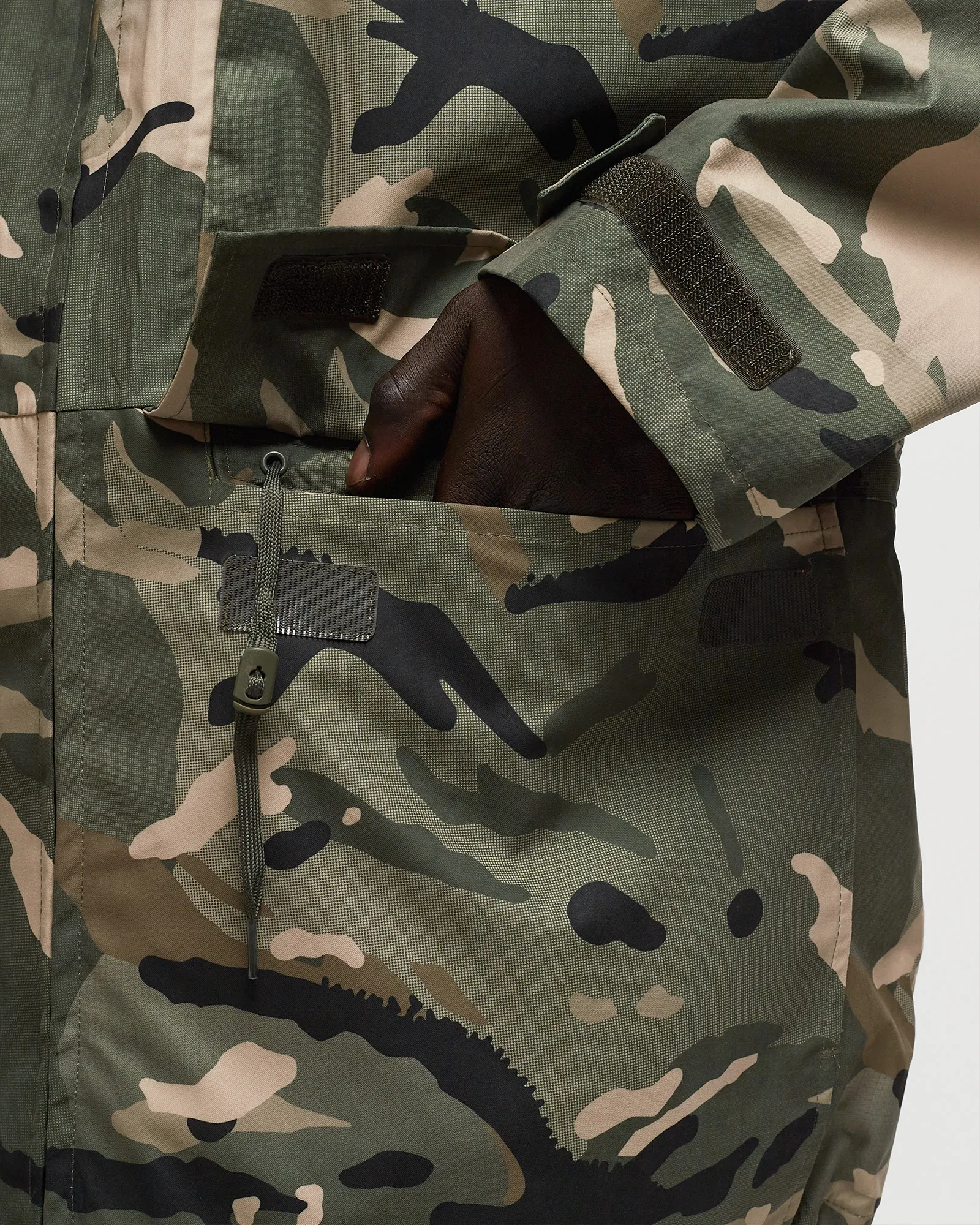 PATTA SPRAY CAMO NYLON TACTICAL PARKA