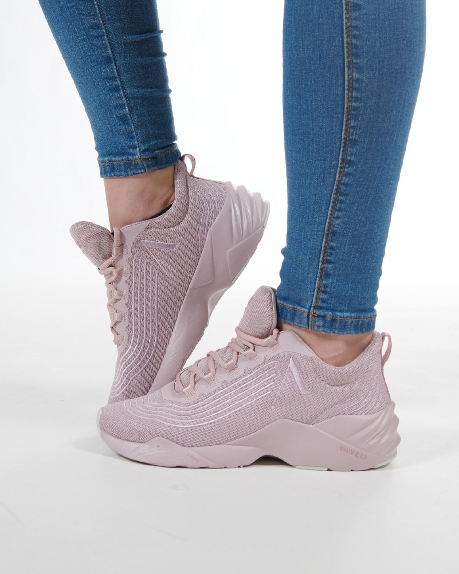 Avery Mesh