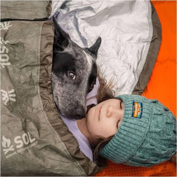 Sac de couchage SOL ESCAPE BIVVY WITH HOOD GREEN