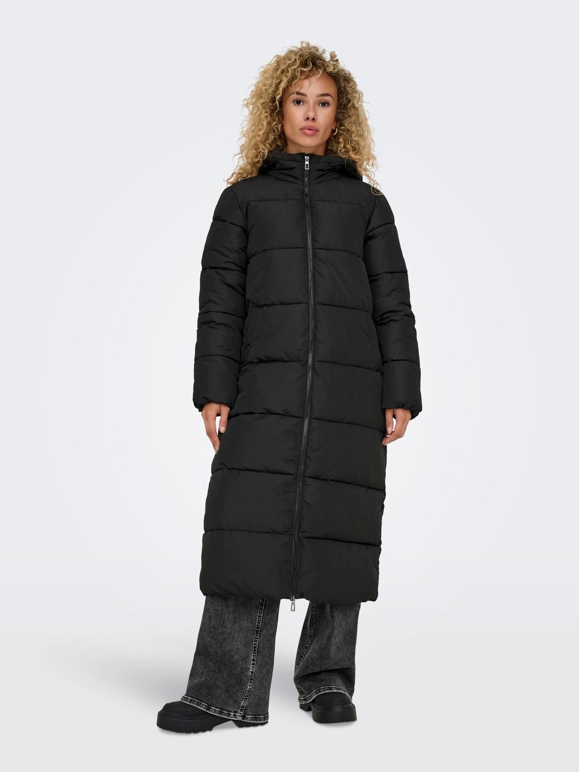 ONLMAGGI Steppmantel Black
