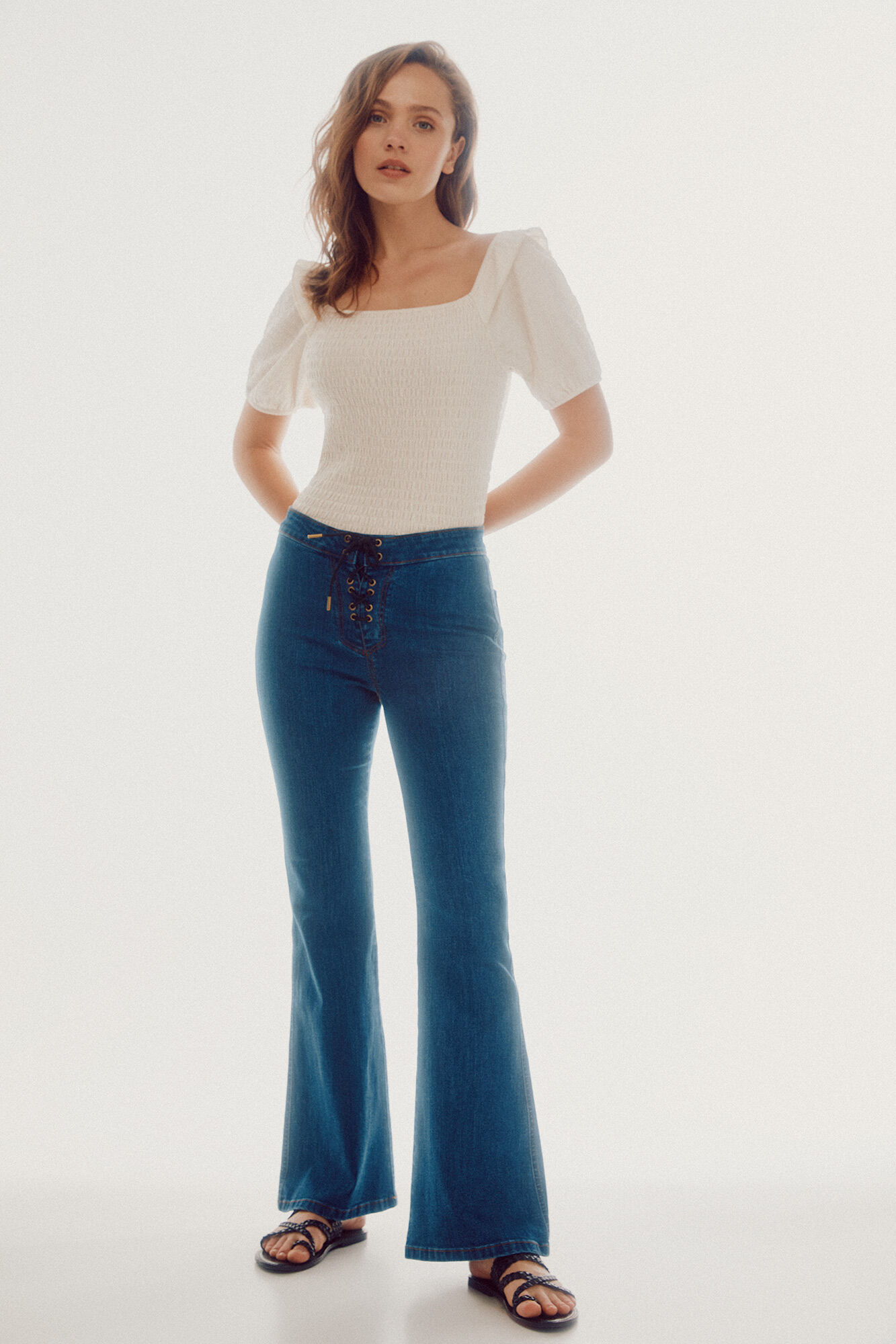 Calça boca de sino - Azul