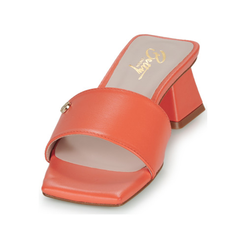 Betty London - PAULINE - Corail