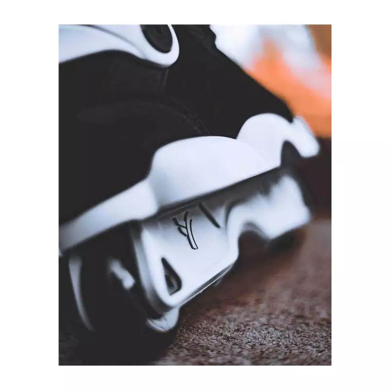 Roller street agressif TRIGGER Rainbow Schillmeier Pro Blanc
