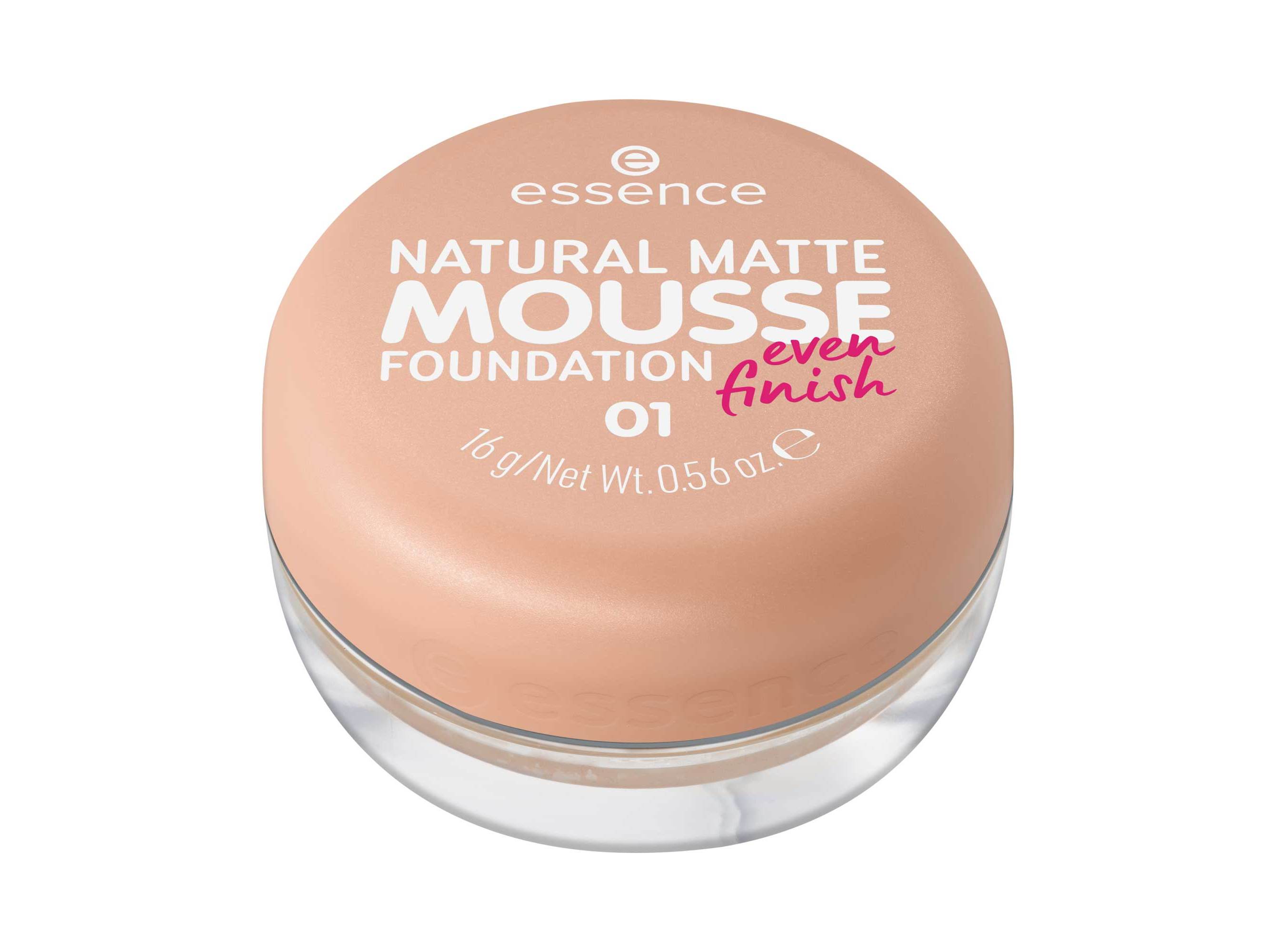 MOUSSE ESSENCE NATURAL FOUNDATION 01