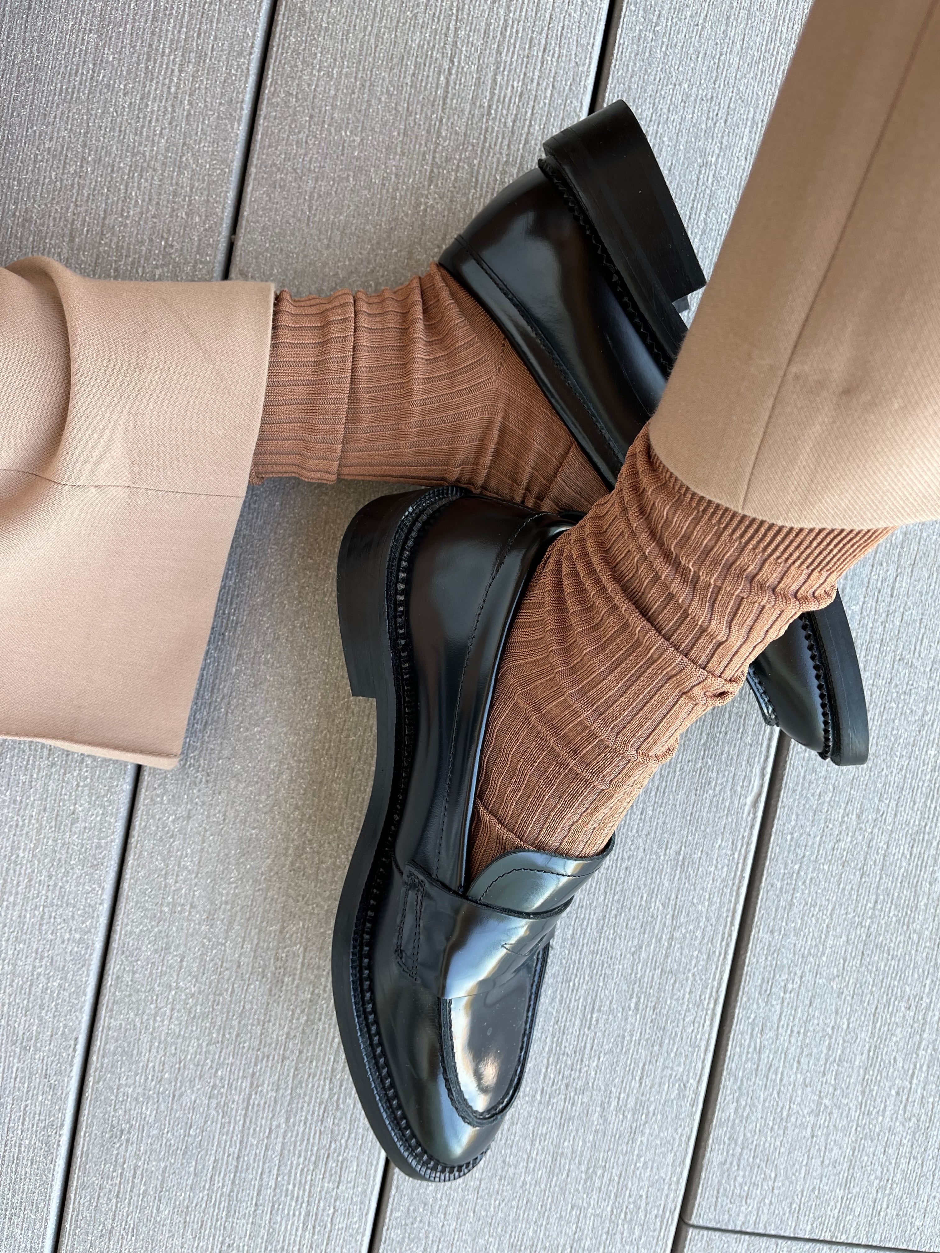Mrs. Hosiery  Mrs Silky Ribbed strømper - Cinnamon