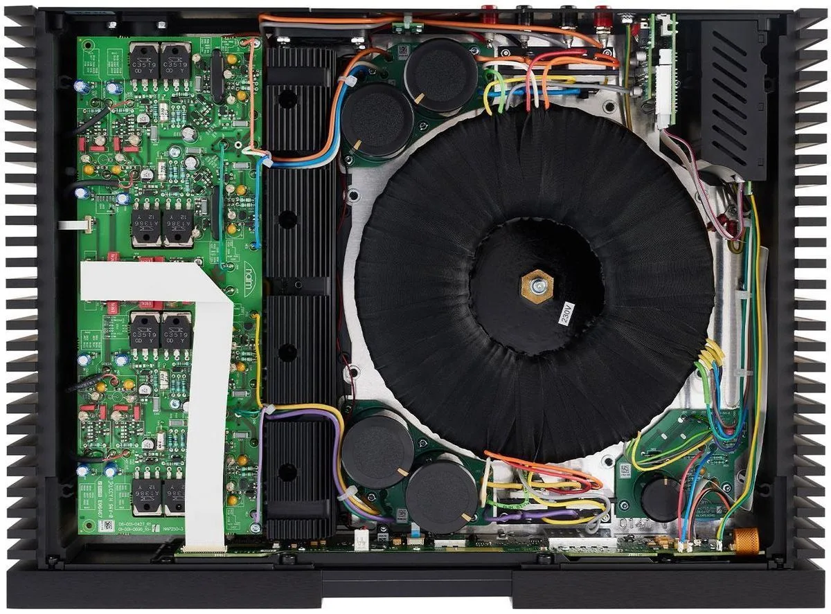 Naim NSC 222   NAP 250 Amplis hi-fi stéréo