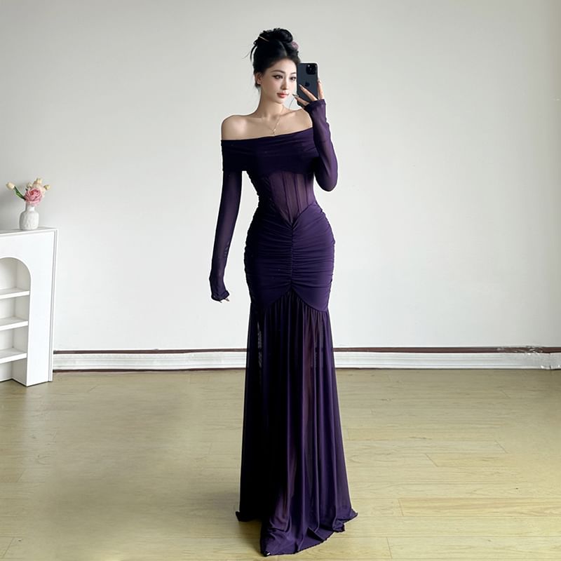 Amyway - Lange mouw off-shoulder maxi-zeemeerminjurk met effen gerimpeld mesh-paneel
