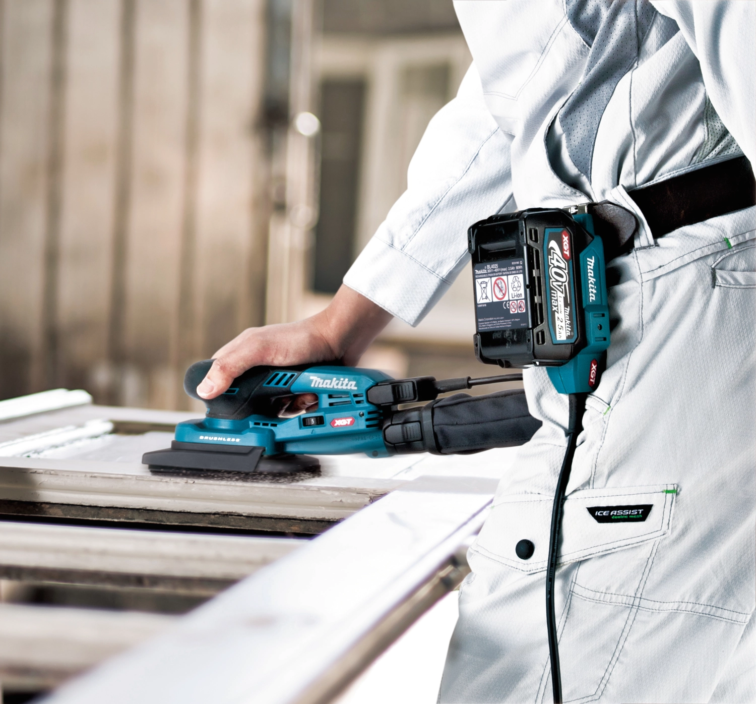 Makita BO005CGZ XGT 40V Li-ion accu Handpalm vlakschuurmachine - 80x130mm