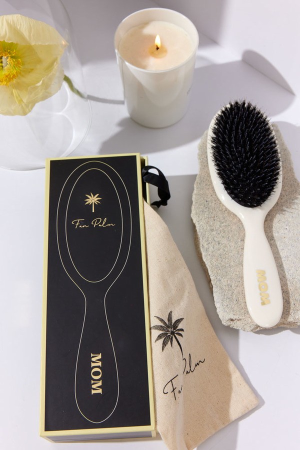 Fan Palm Hair Brush Mom Medium