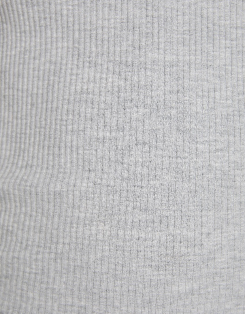Camiseta canelada sem mangas