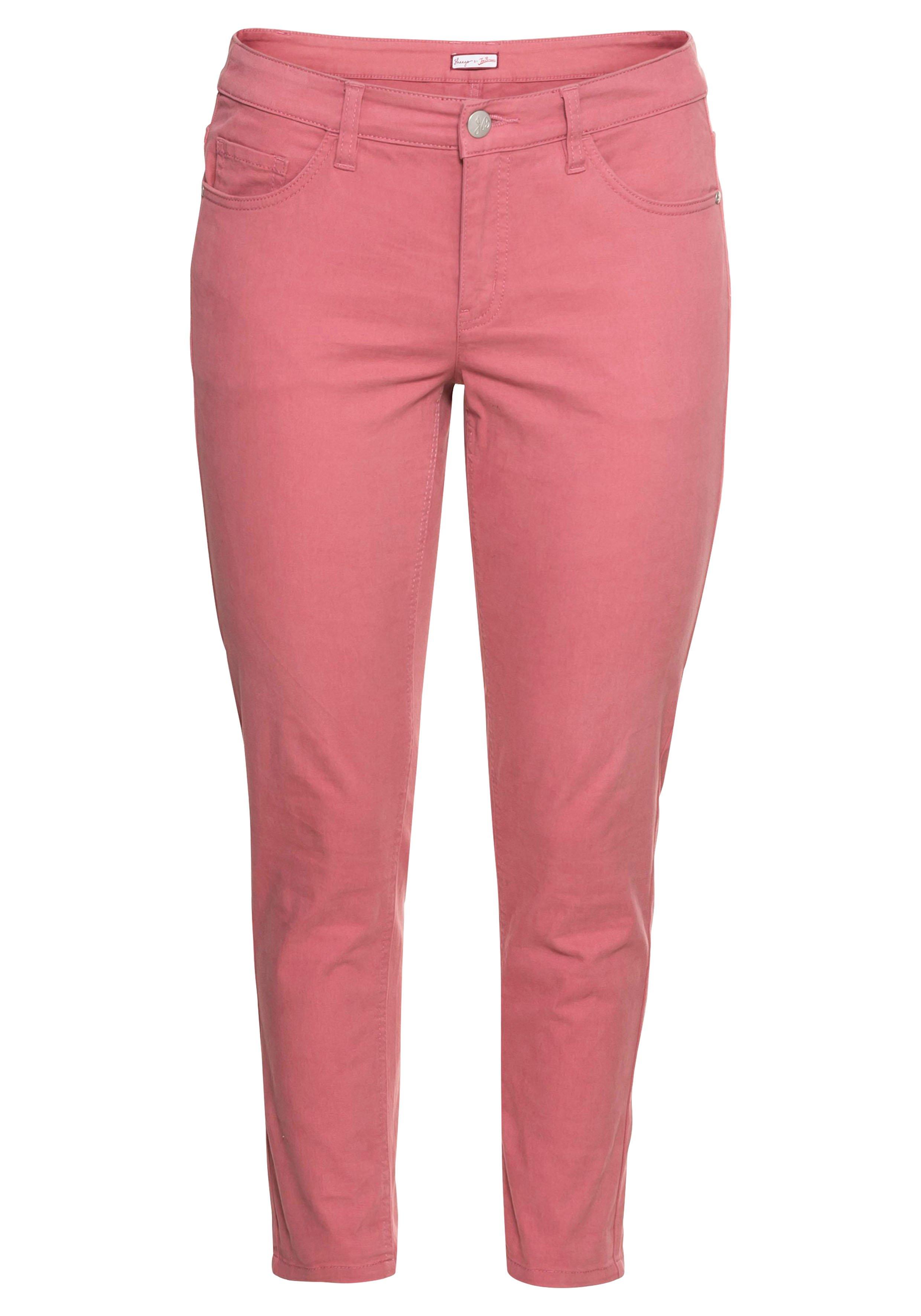 Schmale Twill-Hose in samtig-weicher Qualität