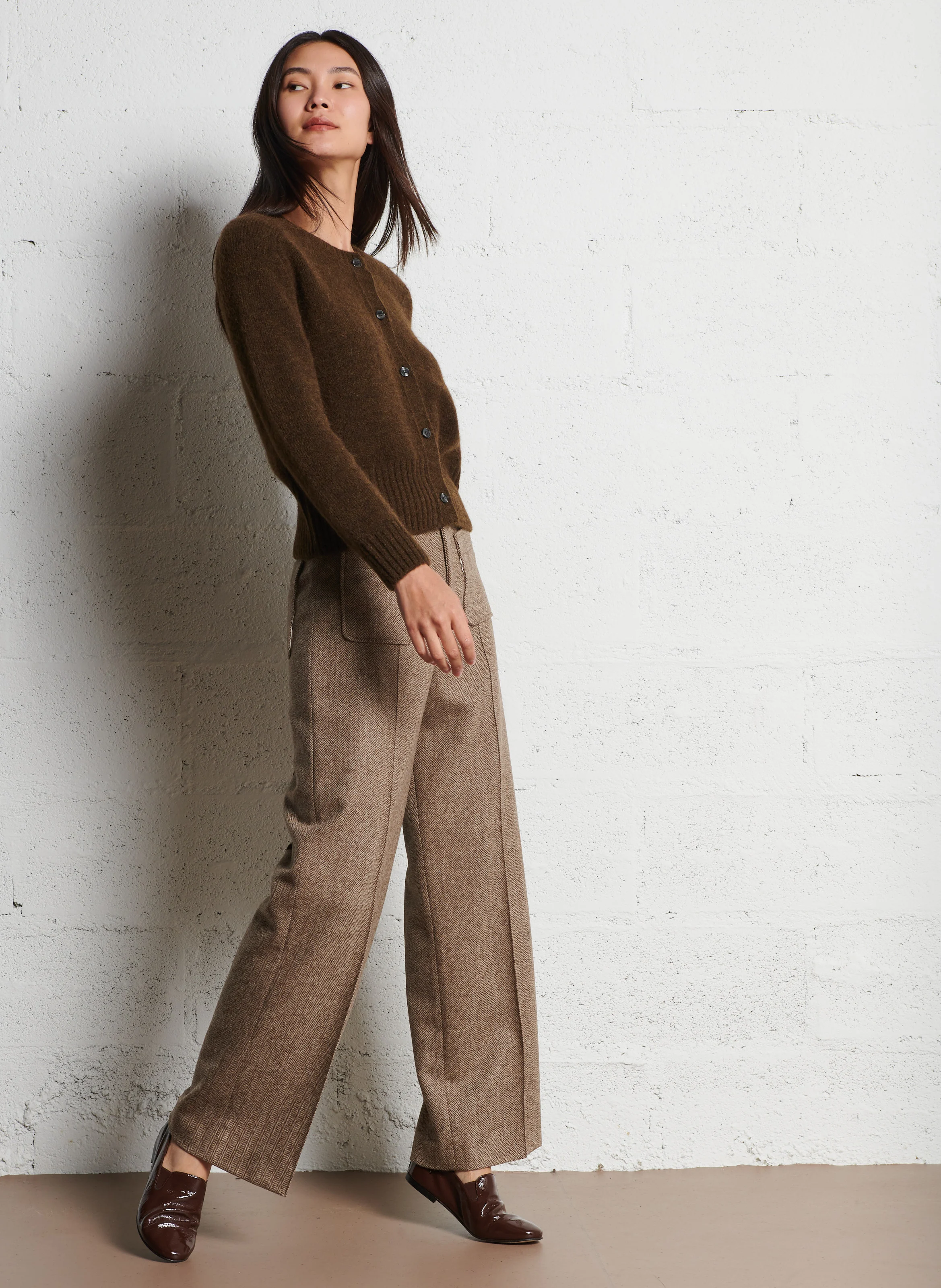LYNE - Gilet col rond en maille | Marron